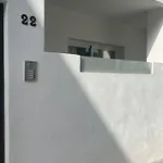 Casa Bella - A Stunning New Entire In An Location, Close To The Apartment