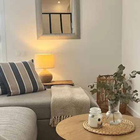 Casa Bella - A Stunning New Entire In An Location, Close To The Lejlighed *